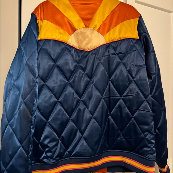 Bomber jacket - Picture 2 of 6